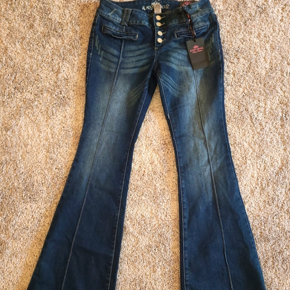 Women's Size 11 Almlost Famous Flare Button-Fly Stretch Denim
